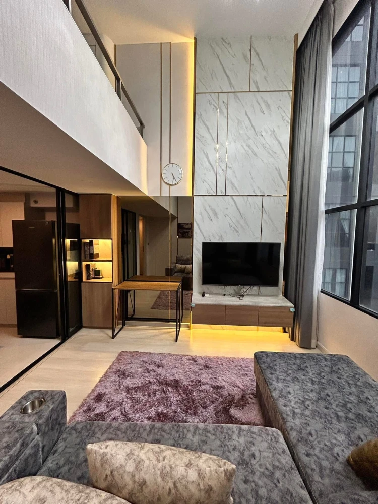 For rent:KnightsBridge Prime Sathorn.Beautifully decorated unit with a stunning color scheme and high-quality built-in furniture.Amazing view. Booknow