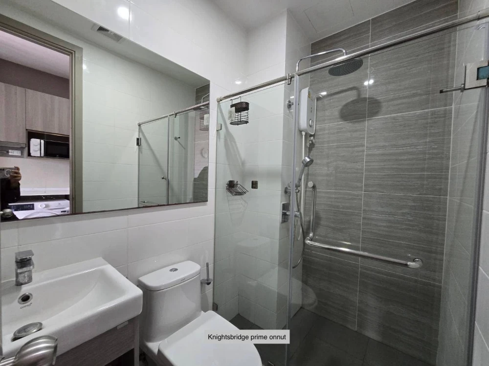 ให้เช่า KnightsBridge Prime อ่อนนุช ชั้นสูง วิวเมืองสวย โปร่งสบาย เพดานสูง 3 เมตร ให้ความรู้สึกกว้างและโล่งเป็นพิเศษ