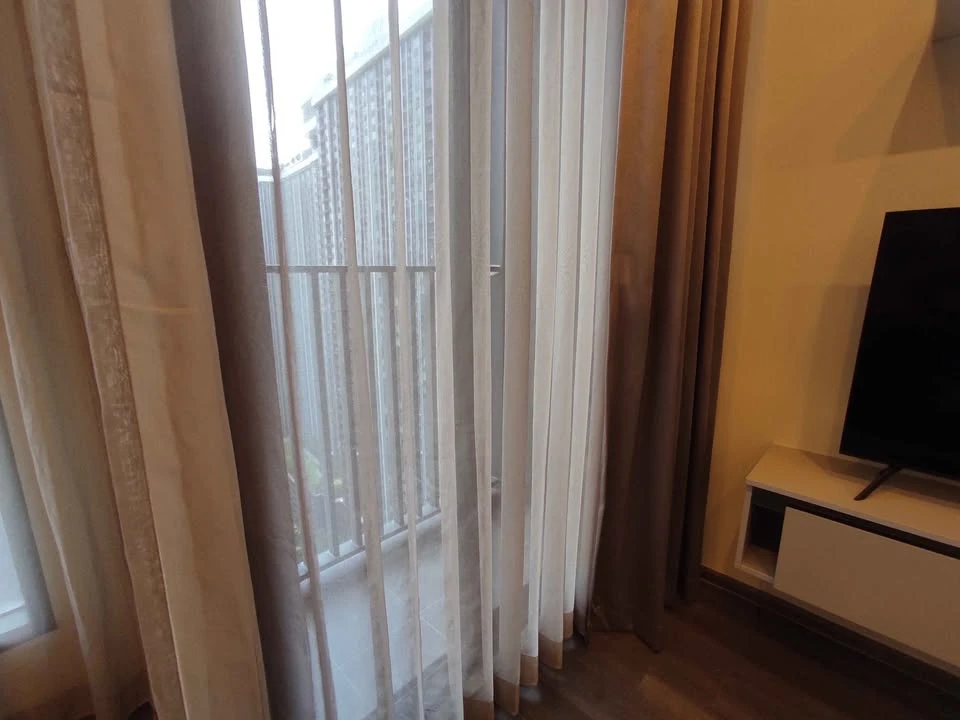 KnightsBridge Space Rama 9 for rent, a comfortable room with high ceilings, airy and spacious, fully furnished, beautiful view, reserve now!