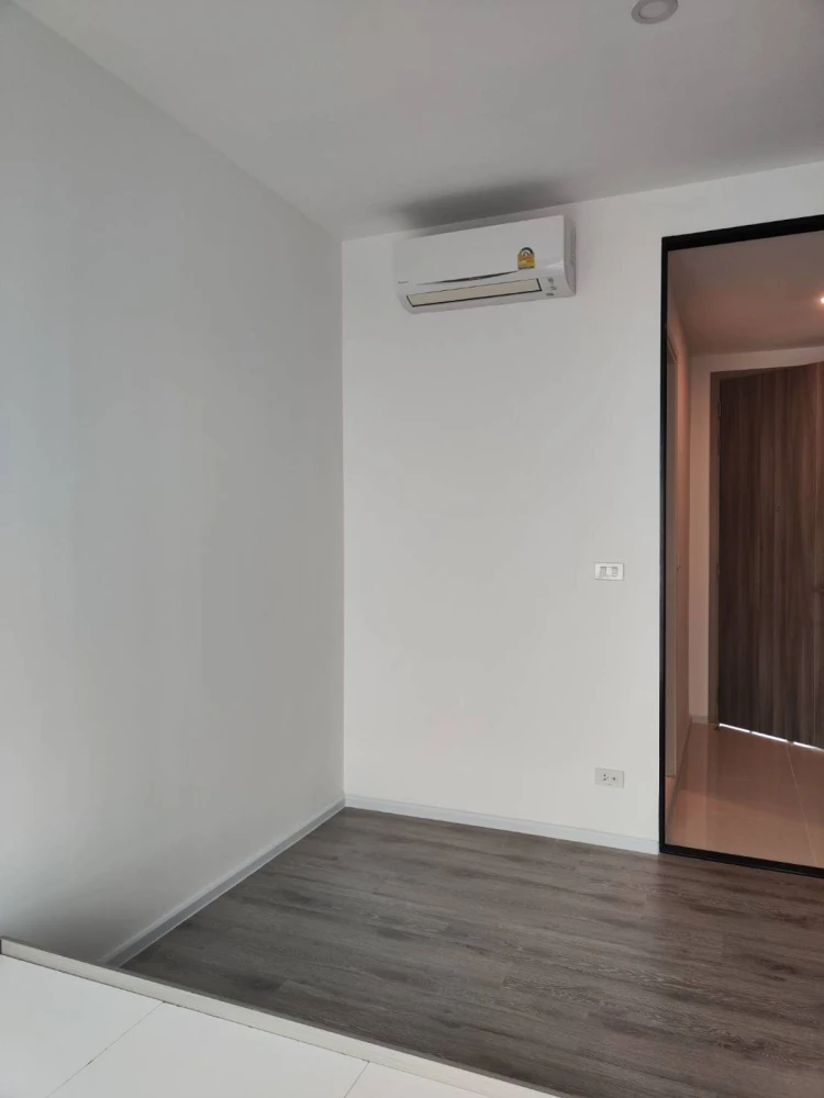 For rent: Knightsbridge Sukhumvit-Thepharak, 33rd floor, fully furnished, nice room, reserve now, urgent.