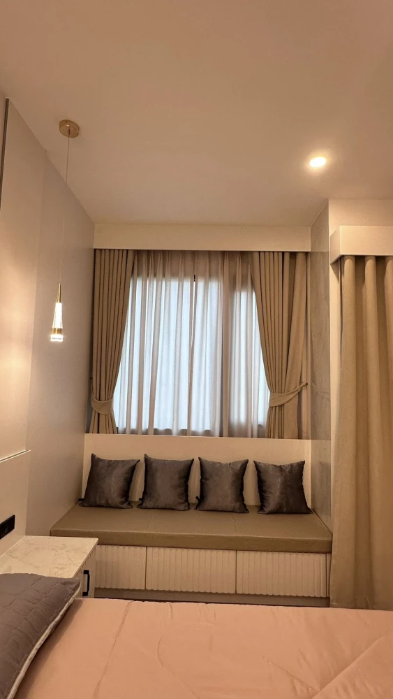 For rent: Knightsbridge Sukhumvit-Thepharak, high floor unit, excellent condition, fully furnished. Book now before it's too late!!!!