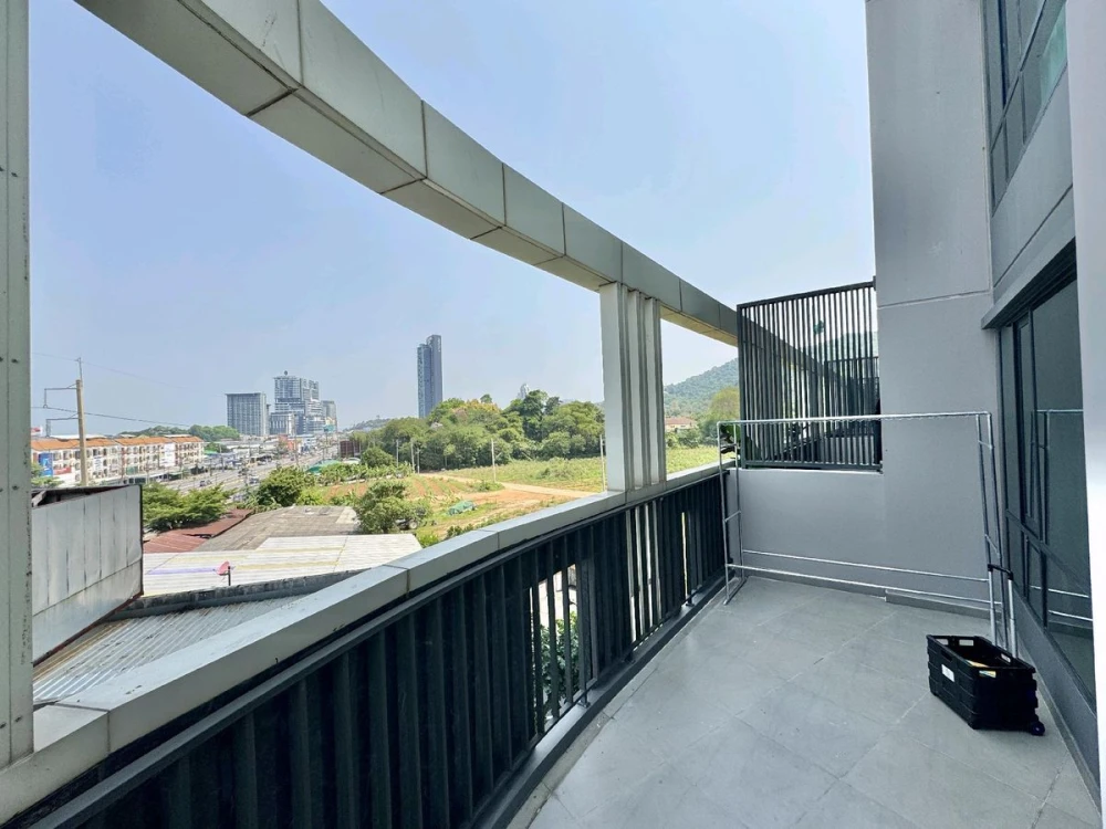 For rent: KnightsBridge The Ocean Sriracha, 2 bedrooms, 4th floor, fully furnished, interested, reserve now, urgent.