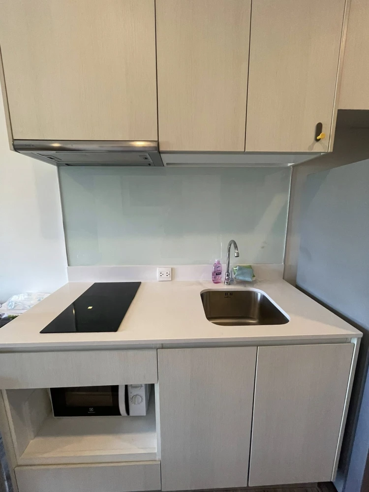 For rent: Knightsbridge The Ocean Sriracha, 21st floor, beautiful unblocked view, fully furnished. Book now!