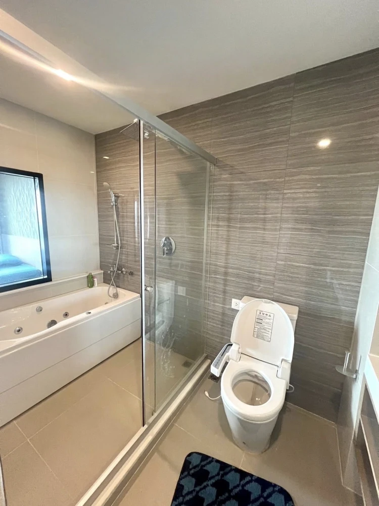 For rent: Knightsbridge The Ocean Sriracha. Ready to move in, fully furnished, high floor, ocean view. Book now!