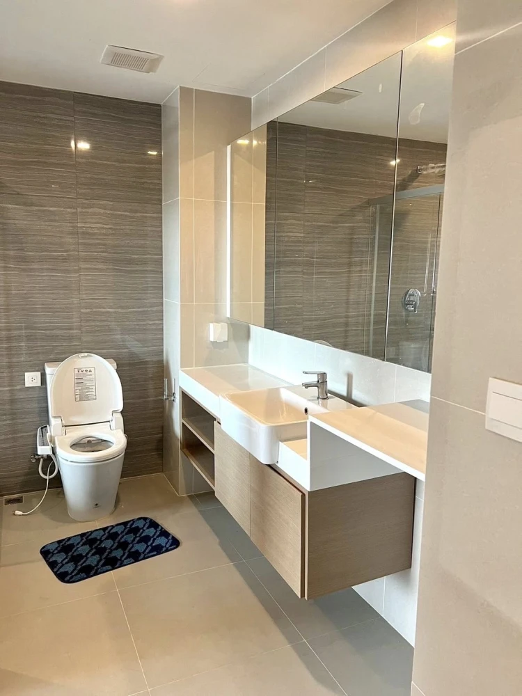 For rent: Knightsbridge The Ocean Sriracha. Ready to move in, fully furnished, high floor, ocean view. Book now!