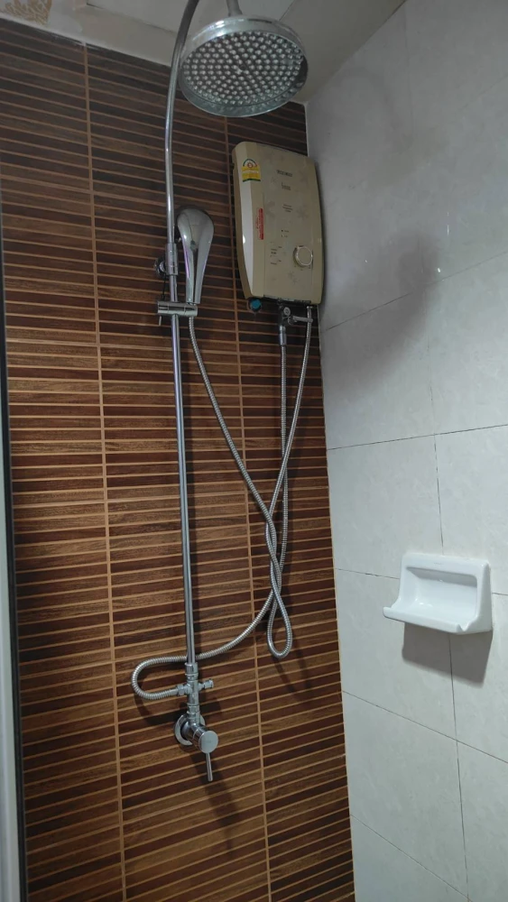 For rent Kris Garden, a nice room, comes with complete furniture and electrical appliances. Book now, don't miss it.