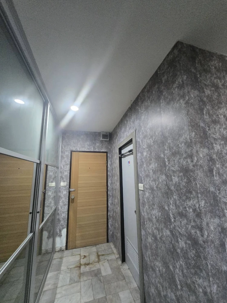 For rent: La Maison Phaholyothin 24, 1 bedroom, 1 bathroom, decorated in a controlled tone, with excellent wallpaper. Reserve now!