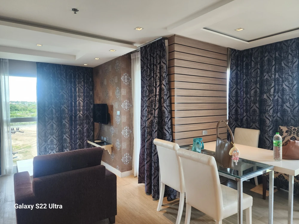 For rent: La Santir (Jomtien), 4th floor, corner room, beautiful view, with built-in decoration, move in now, don't hesitate.