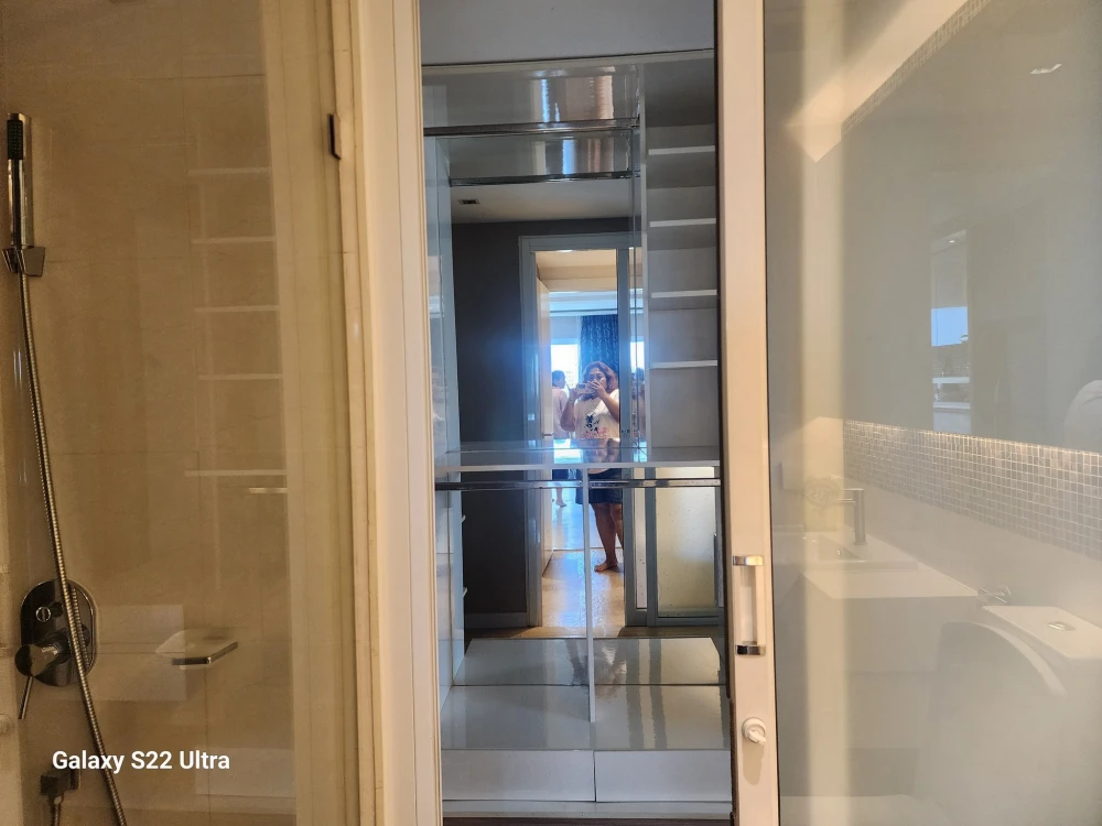 For rent: La Santir (Jomtien), 4th floor, corner room, beautiful view, with built-in decoration, move in now, don't hesitate.