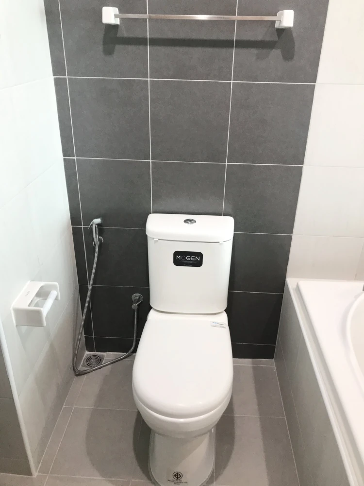 For rent: Ladda Plus Sriracha studio apartment, fully furnished with beautiful sea view. What are you waiting for?