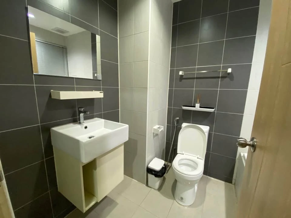 For rent Ladda plus Sriracha, garden view + swimming pool, very chill atmosphere, with quality furniture, book now!