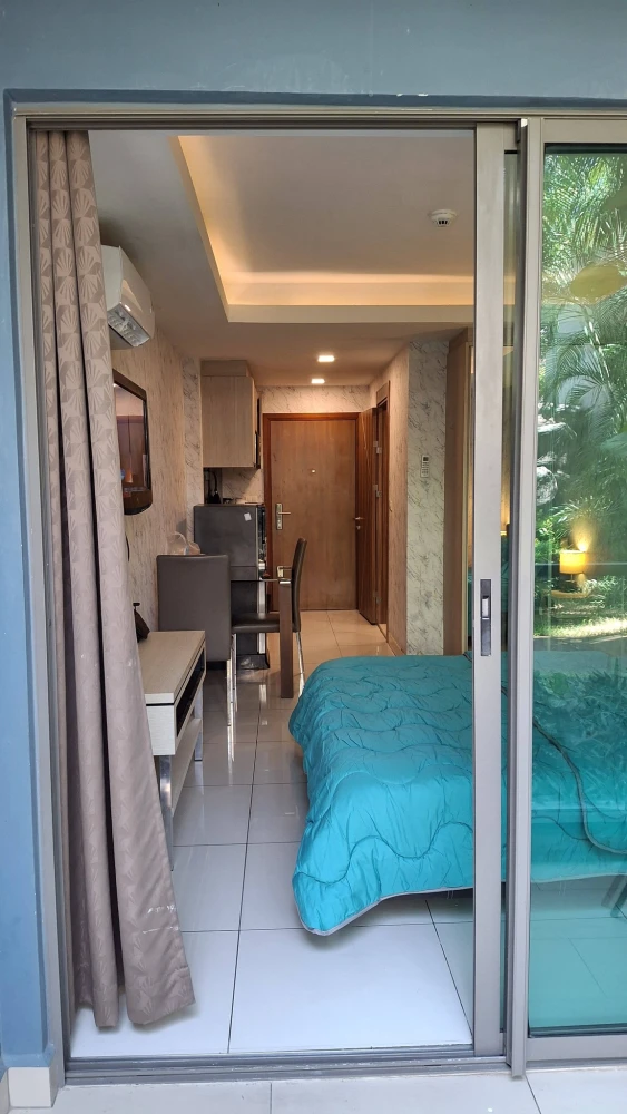 Two rooms for rent at Laguna Beach Resort, 1st floor. Fully furnished, just bring your suitcase and move in!