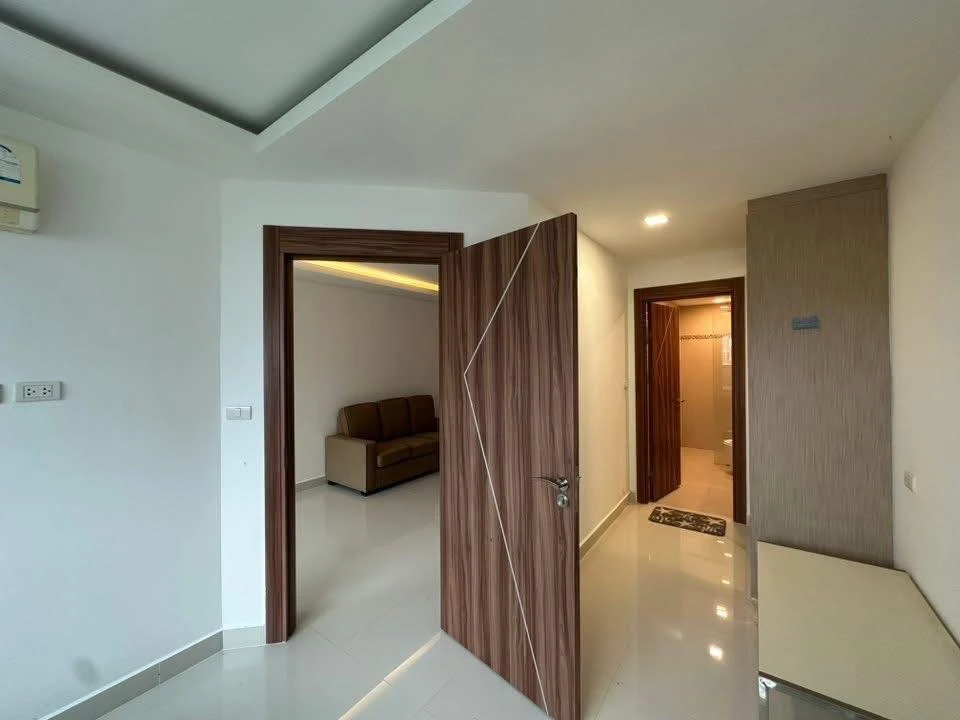 Laguna Beach Resort 3 - The Maldives for rent, 1 bedroom, 1 bathroom, 6th floor, fully furnished, beautiful swimming pool view, reserve now.