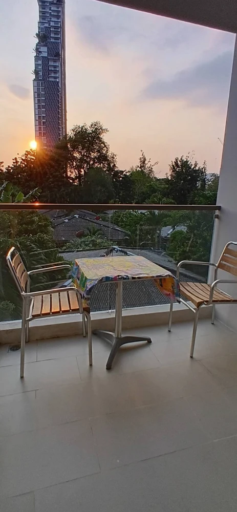 Laguna Beach Resort Jomtien for rent, nice room, comes with furniture and washing machine. Good like this, hurry and reserve now.