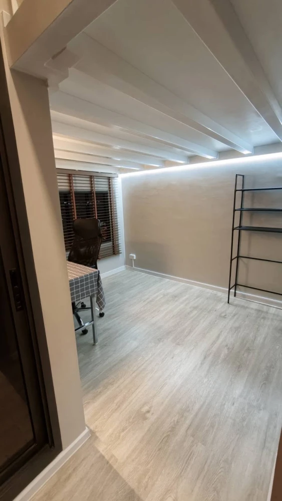 For rent: Landmark @Grand Station, double-volume unit (giving the feeling of being on approximately the 20th floor). Just bring your belongings and mo