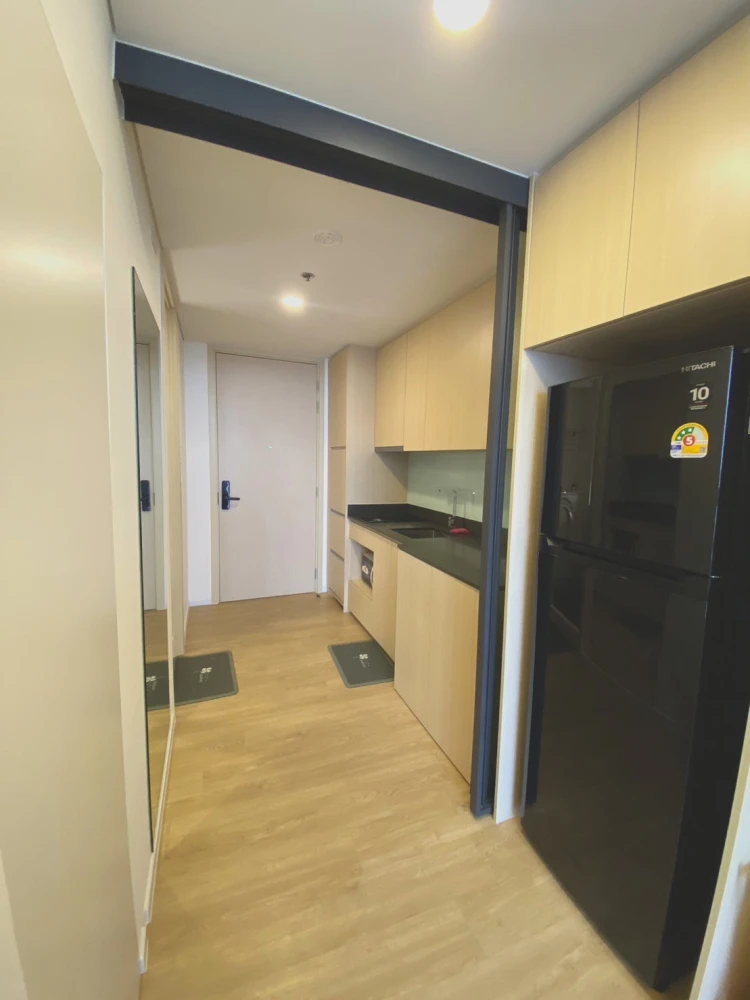 For Rent: Landmark @MRTA Station, 24th Floor. Pleasant, fully furnished unit—book now if interested.