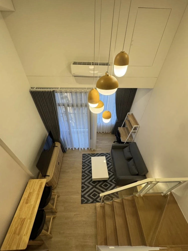 Landmark @MRTA Station Duplex apartment for rent, fully furnished, ready to move in!
