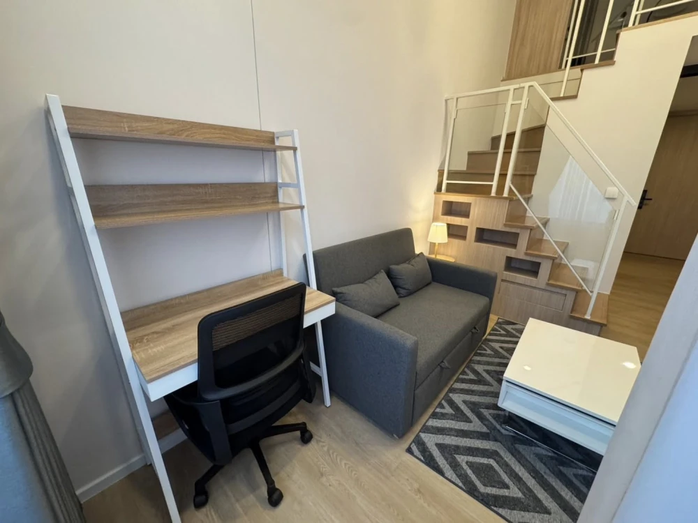Landmark @MRTA Station Duplex apartment for rent, fully furnished, ready to move in!