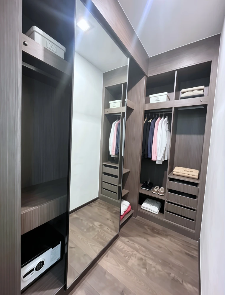 For Rent: LAVIQ Sukhumvit 57, 15th Floor – Fully furnished. Book now—act fast!