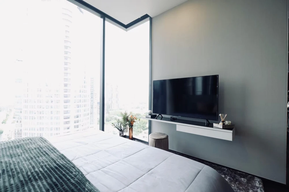 LAVIQ Sukhumvit 57 for rent – ​​a beautiful, fully furnished unit. Book now if interested.