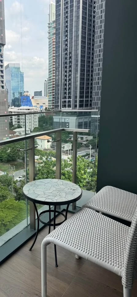 For rent: Laviq Sukhumvit 57, stylishly decorated, complete with electrical appliances, complete furniture, reserve now before it's gone.