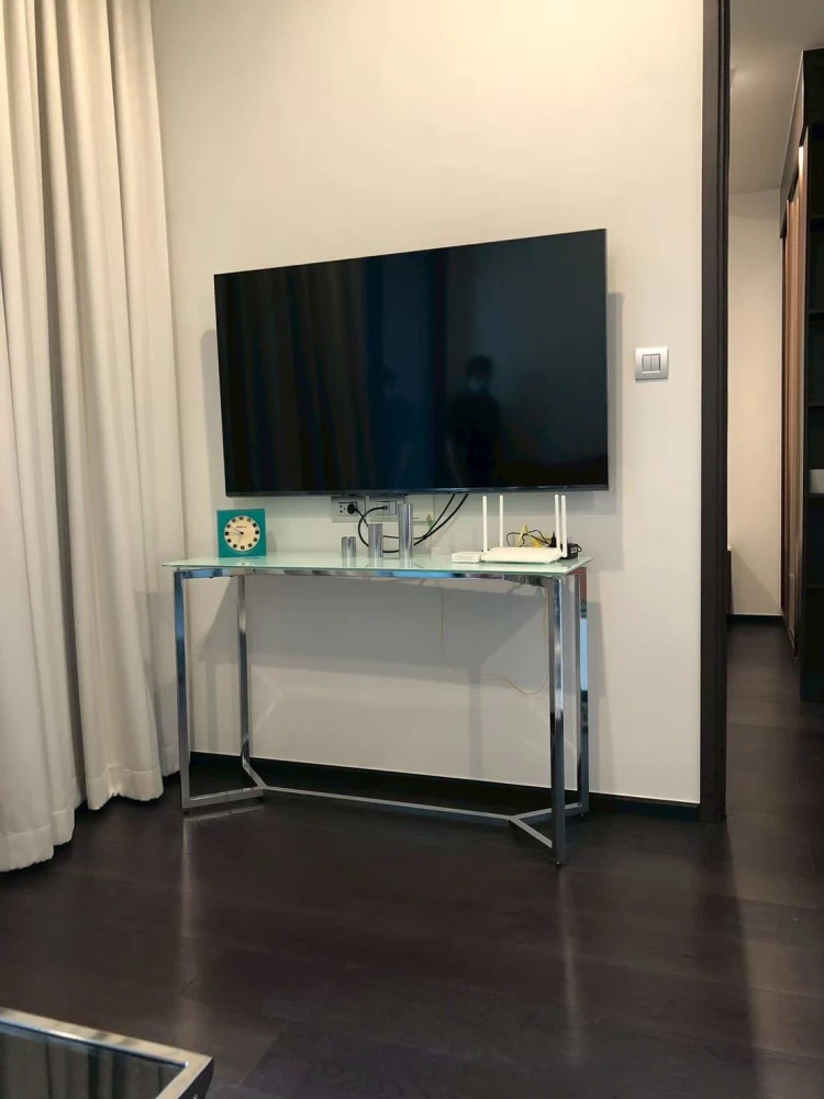 For rent: Laviq Sukhumvit 57, fully furnished apartment with complete amenities. Just bring your suitcase and move in! Don't wait!