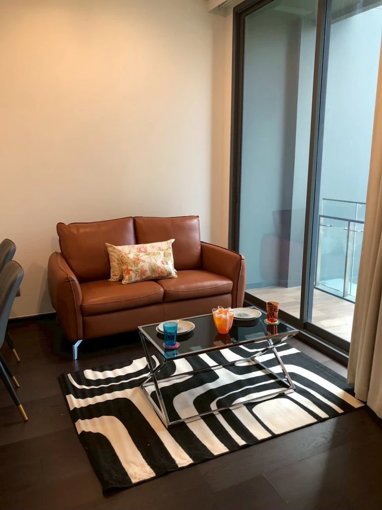 For rent: Laviq Sukhumvit 57, fully furnished apartment with complete amenities. Just bring your suitcase and move in! Don't wait!