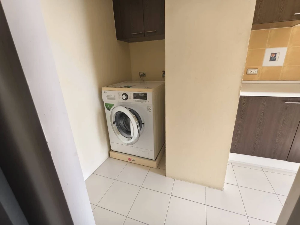 For rent: Le Rich Rama 3, 8th floor, stunning city view, spacious living space, hurry and grab it now!