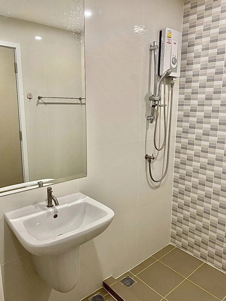 For rent: LESTO CONDO SUKHUMVIT 113 rooms, ready to move in, fully furnished, hurry and reserve now before it's gone+++