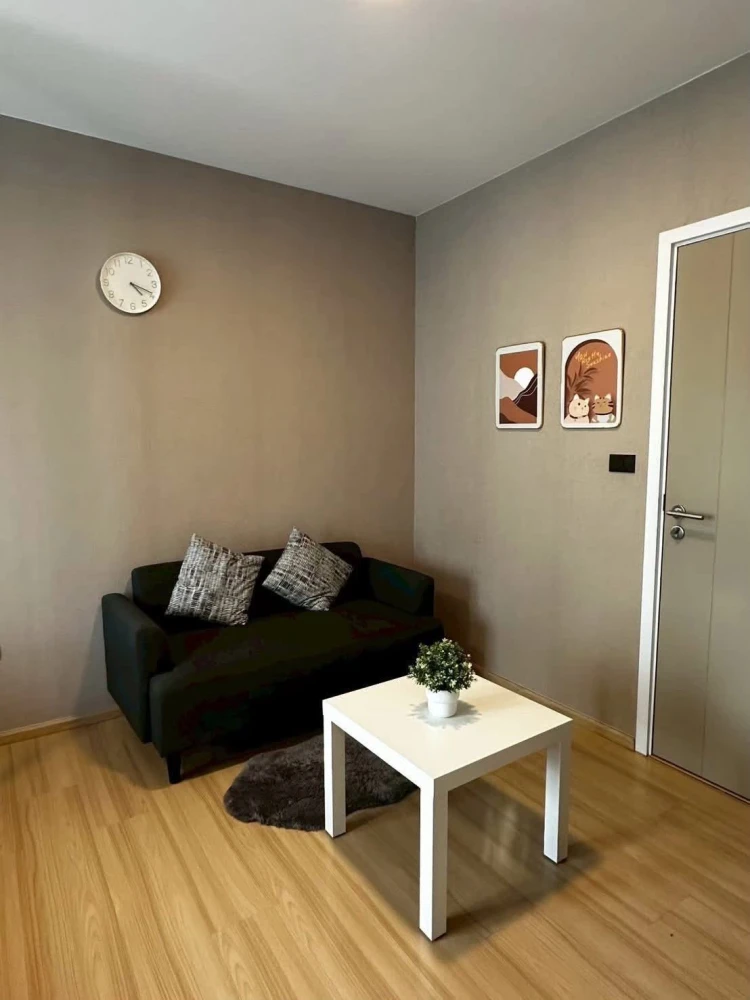 For rent: Lesto Sukhumvit 113, 1 bedroom, 1 bathroom. Great location, fully furnished, convenient transportation. You can't miss this!