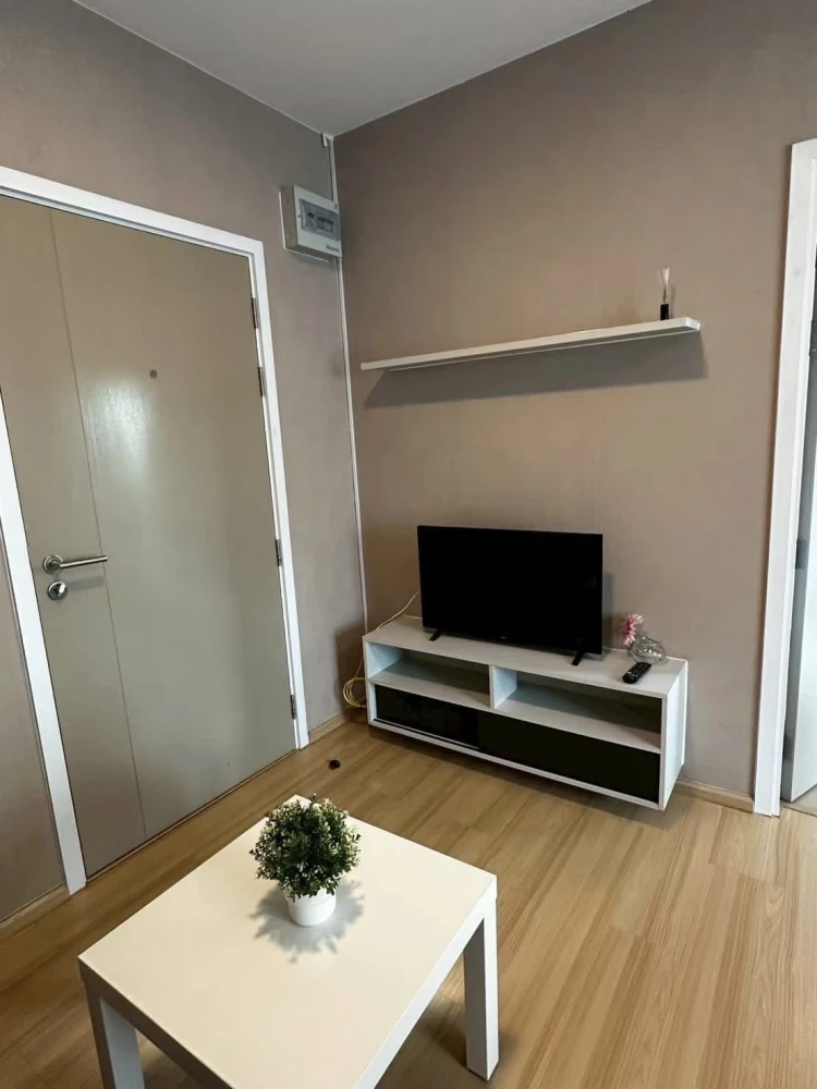 For rent: Lesto Sukhumvit 113, 1 bedroom, 1 bathroom. Great location, fully furnished, convenient transportation. You can't miss this!