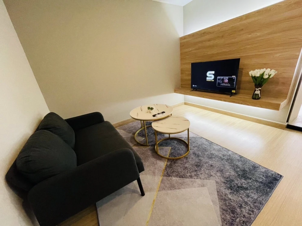 For rent: Level Condominium, 7th floor, fully furnished, ready to move in. Reserve now, don't miss out!