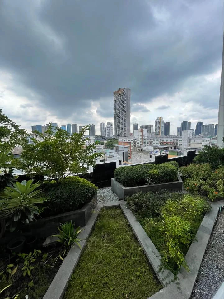 For rent: Life @ Ladprao 18, 1 bedroom, 1 bathroom, 8th floor, good location, fully furnished, beautiful city view, no blocking, reserve now!