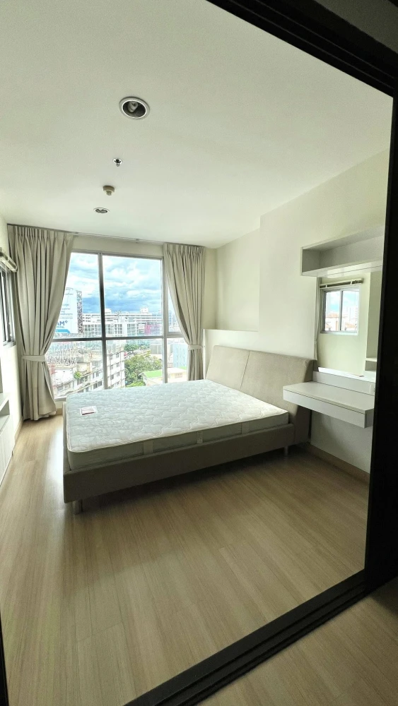 For rent: Life @ Ladprao 18, 1 bedroom, 1 bathroom, good location, convenient transportation, fully furnished, great deal, reserve now!