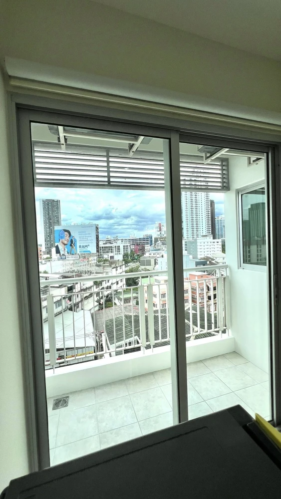 For rent: Life @ Ladprao 18, 1 bedroom, 1 bathroom, good location, convenient transportation, fully furnished, great deal, reserve now!