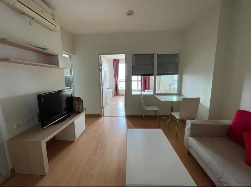 For rent: Life @ Ratchada-Suthisan, 18th floor, good view, no buildings blocking the view, fully furnished, nice to live in, reserve now, don't miss o