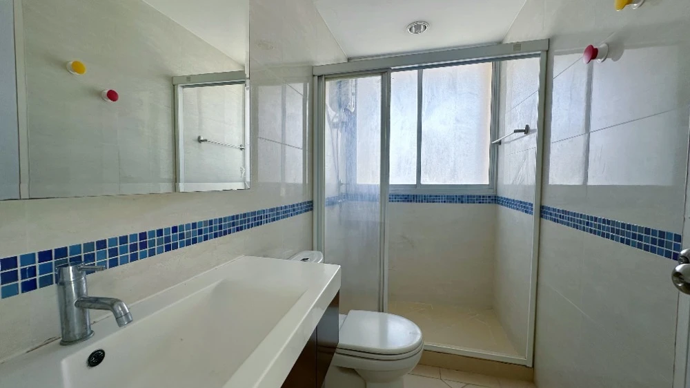 For rent: Life @ Sukhumvit 65, 20th floor, corner unit, fully furnished. Book now! (Hurry!)