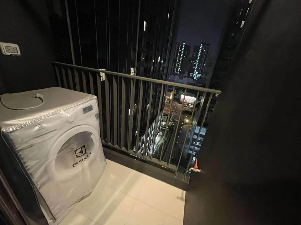 For rent: Life Asok-Rama 9, built-in decoration, beautiful tone control, complete with furniture. You must book this.