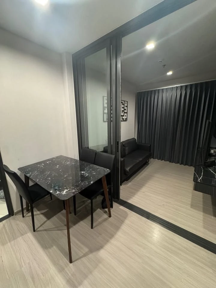 For Rent: Life Asoke Hype (1 Bedroom Plus). Fully wallpapered and equipped with all appliances. Book now before it's gone!