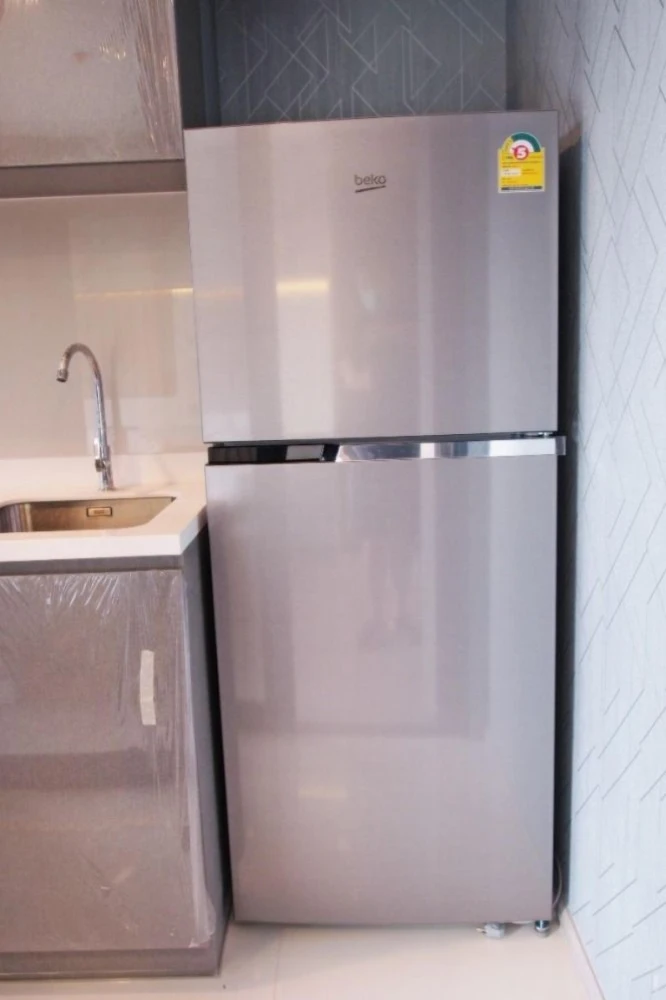 For rent: Life Asoke Hype, 12th floor, corner room, fully furnished, move in ready. Reserve now, hurry!