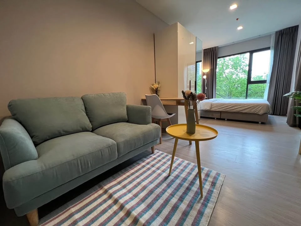 For rent: Life Asoke-Hype, ready to move in, fully furnished, 8th floor, swimming pool view, beautiful, good breeze, reserve now!