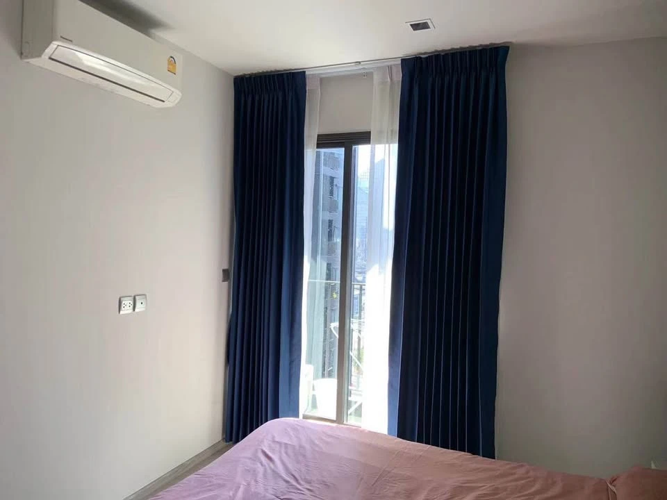 For rent: Life Asoke-Rama 9, 25th floor, very high, 2 bedrooms, spacious area, don't miss it.
