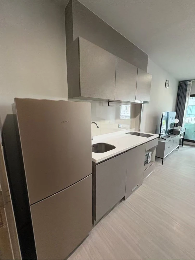 For rent: Life Asoke-Rama 9, ready to move in, high floor, fully furnished, reserve now!!!