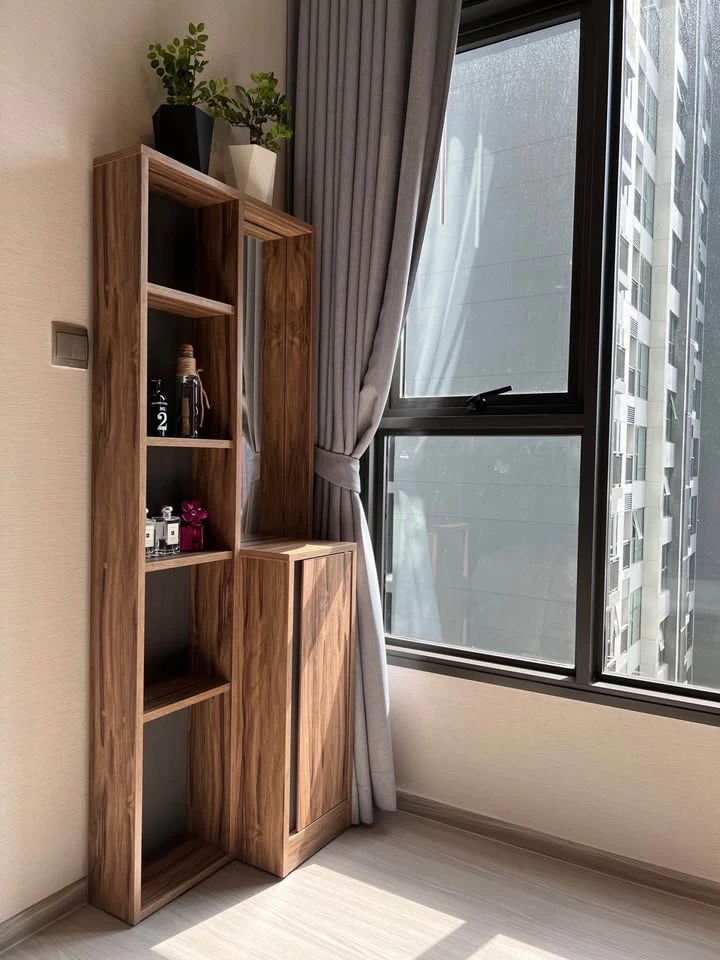 For rent: Life Asoke-Rama 9. Unblocked view of Makkasan, beautifully decorated, very livable. A must-have!