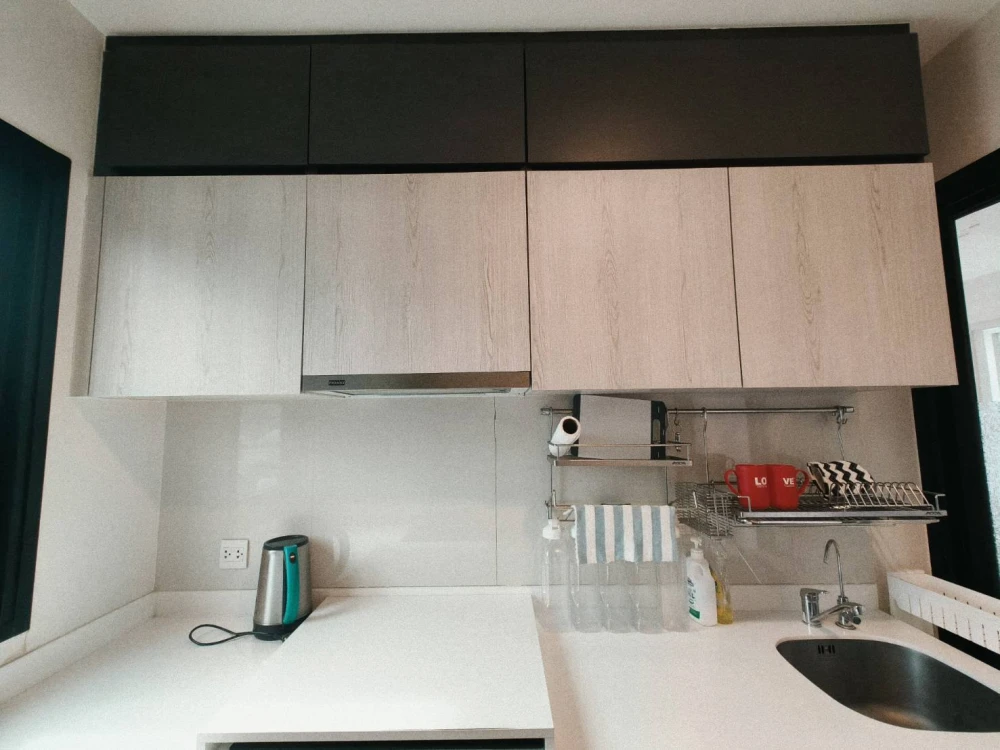 For rent: Life Asoke, 20th floor, beautiful view, comes with complete facilities. You must not miss it.
