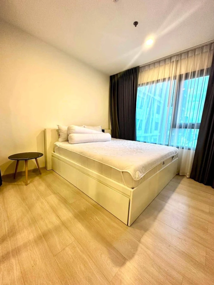 ให้เช่า Life Asoke ห้องอยู่ชั้นสูงมากๆ วิวสระน้ำ ห้องไม่โดนแดด ไม่ร้อน รีบจองเลย images