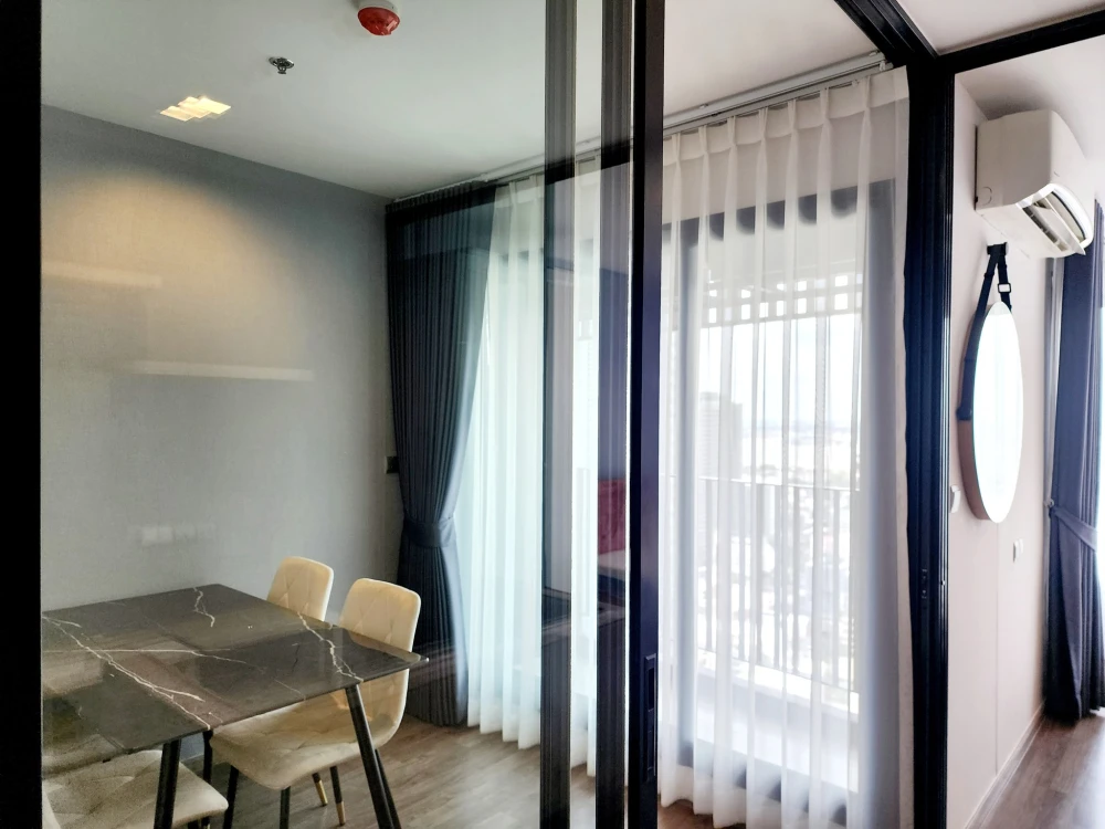 For rent: Life Ladprao Valley, 1 bedroom, 1 bathroom, auspicious room number, fully furnished, beautiful city view.