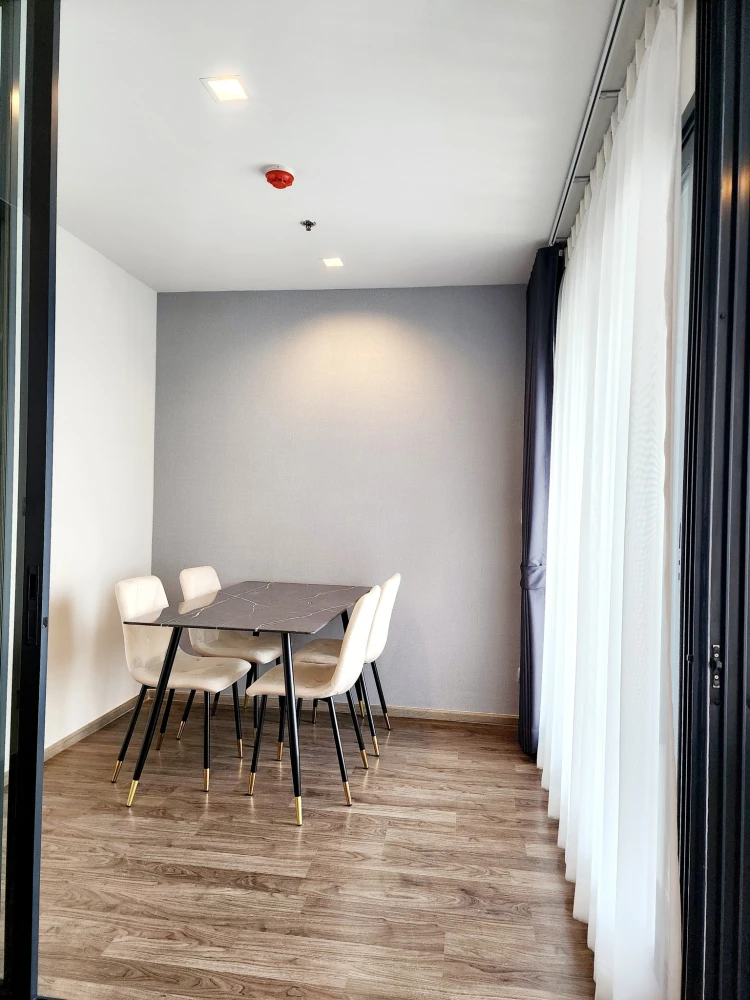 For rent: Life Ladprao Valley, 1 bedroom, 1 bathroom, auspicious room number, fully furnished, beautiful city view.