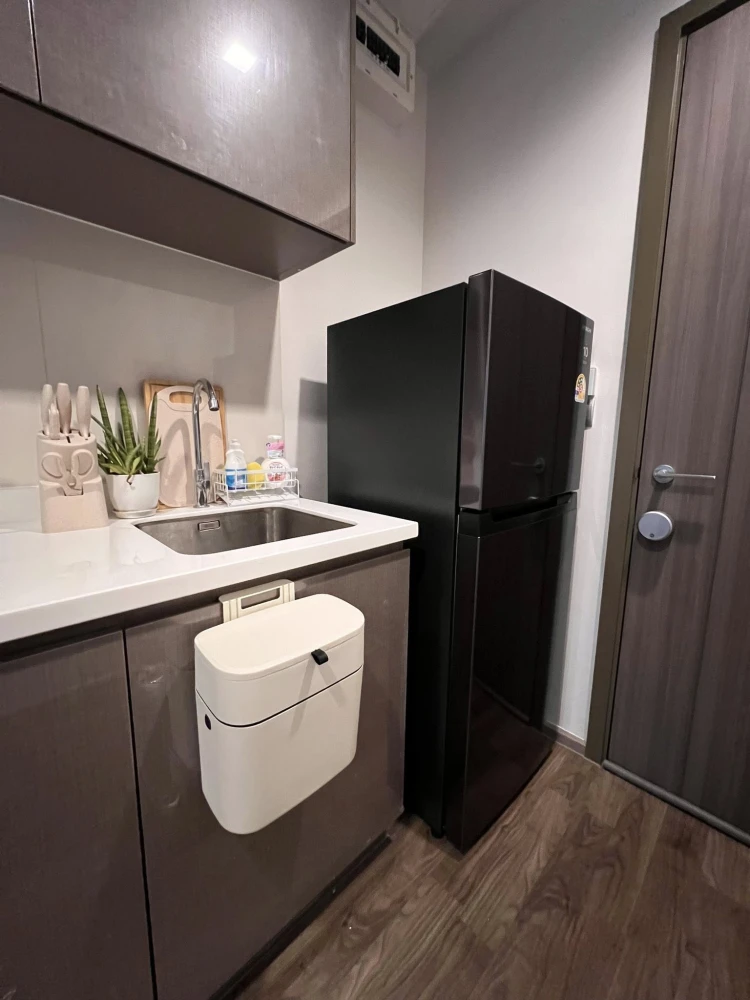For rent: Life Ladprao Valley 1-bedroom apartment. Great location, convenient transportation, fully furnished. What are you waiting for?