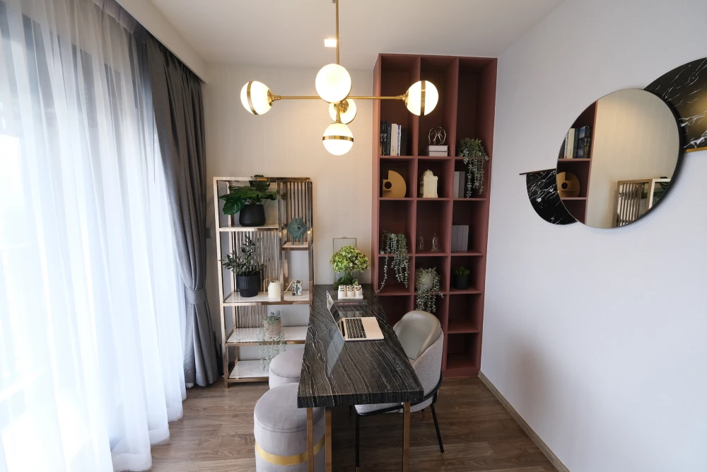 For rent: Life Ladprao Valley, 21st floor, city view + Chatuchak Park, built-in furniture in the whole room, with premium quality items, must book.
